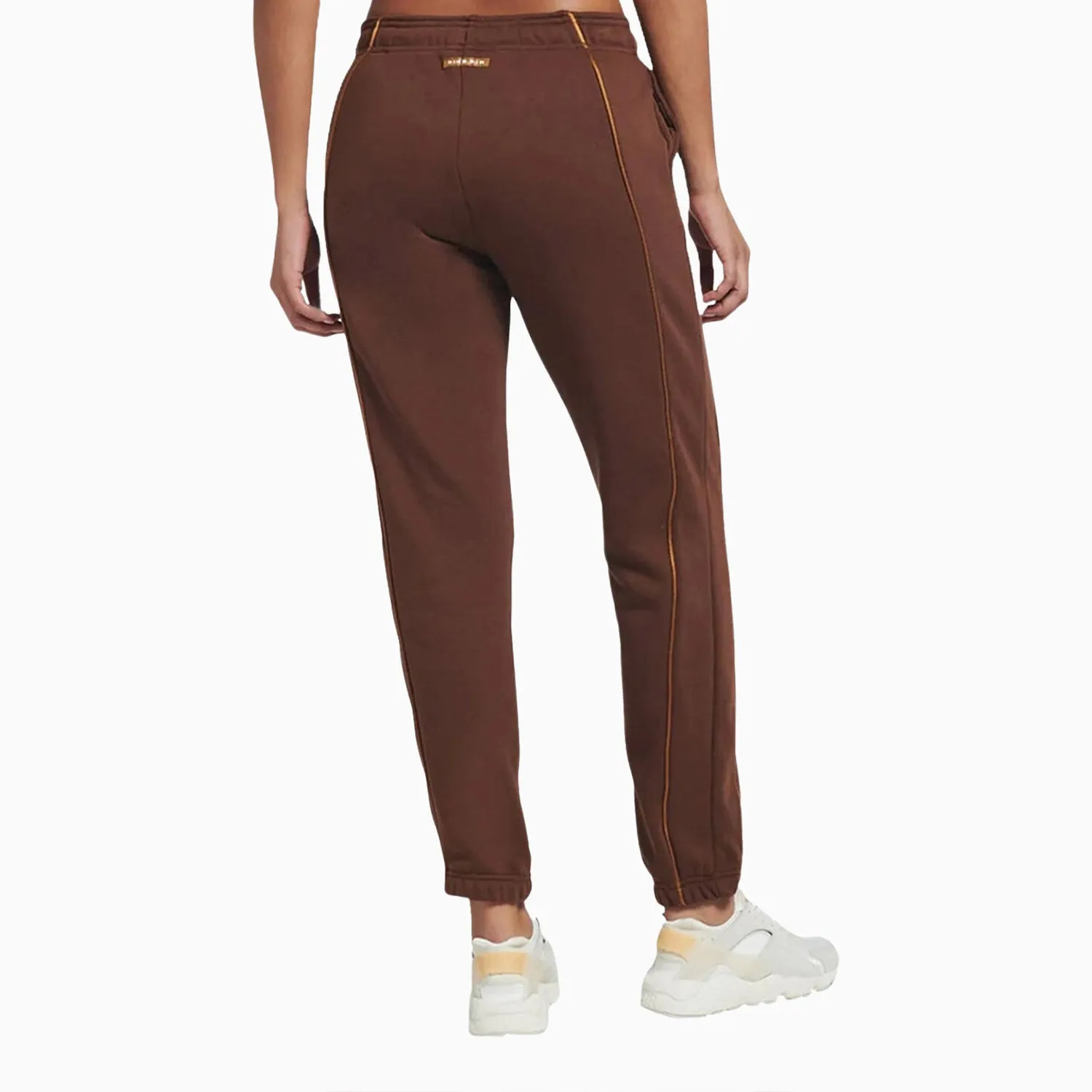 Women's Air Mid Rise Fleece Outfit
